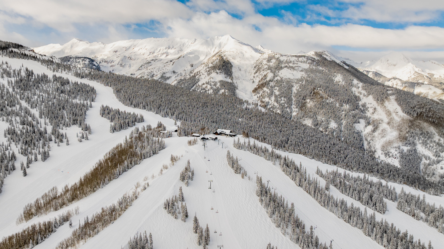 Best Aspen Snowmass Holiday Deals for 2026