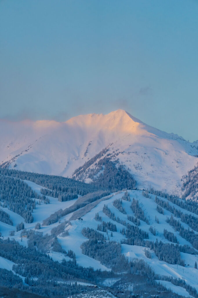 aspen snow holiday