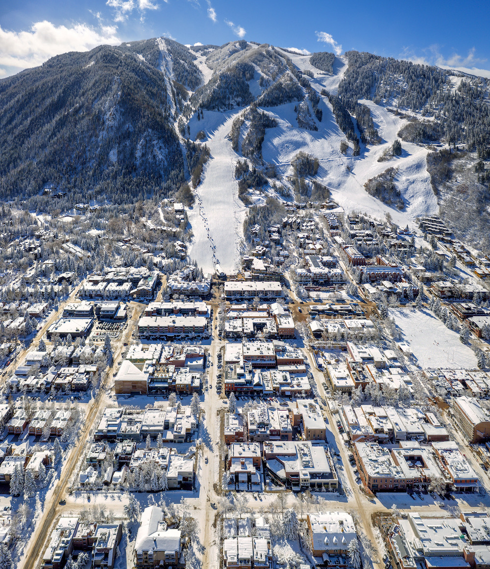 ski aspen snowmass